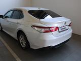 Toyota Camry 2019 годаүшін12 790 000 тг. в Актобе – фото 3