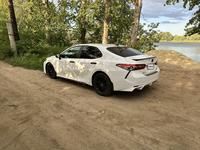 Toyota Camry 2019 года за 13 000 000 тг. в Алматы