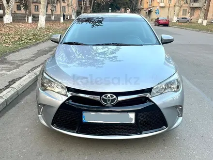 Toyota Camry 2015 года за 8 300 000 тг. в Актау – фото 2