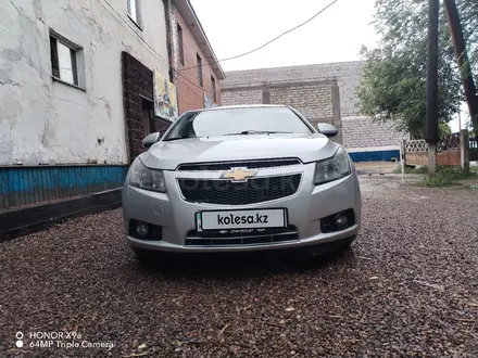 Chevrolet Cruze 2011 года за 3 700 000 тг. в Караганда