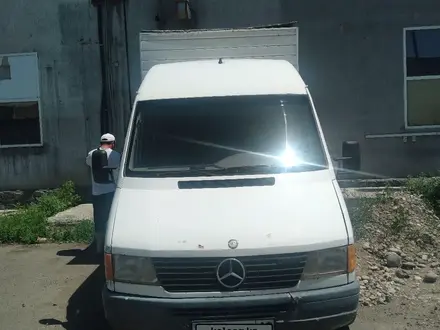 Mercedes-Benz Sprinter 1998 года за 3 000 000 тг. в Алматы – фото 8