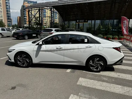 Hyundai Elantra 2024 года за 9 000 000 тг. в Алматы – фото 19