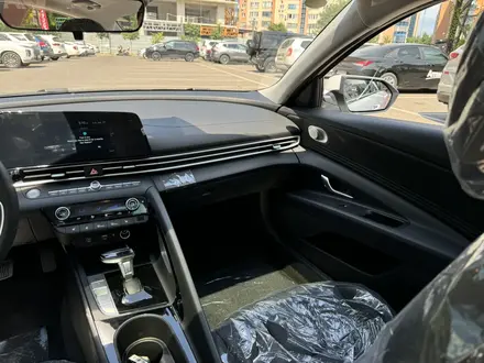 Hyundai Elantra 2024 года за 9 000 000 тг. в Алматы – фото 33