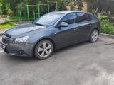 Chevrolet Cruze 2011 года за 3 500 000 тг. в Актобе – фото 2