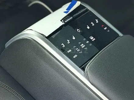 Toyota Camry Luxe 2025 года за 19 900 000 тг. в Шымкент – фото 9