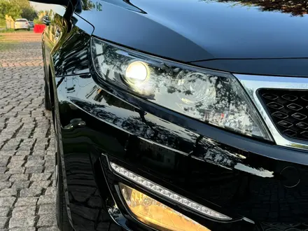Kia K5 2011 года за 7 600 000 тг. в Алматы – фото 14