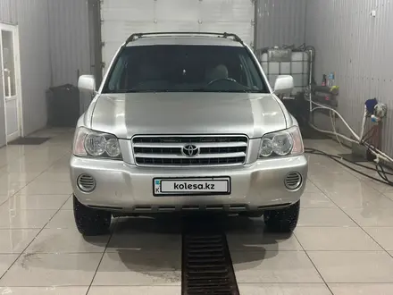 Toyota Highlander 2002 года за 6 000 000 тг. в Астана