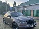 Infiniti FX35 2005 годаүшін3 700 000 тг. в Актобе – фото 2