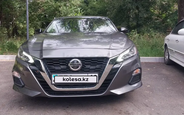 Nissan Altima 2021 года за 9 999 999 тг. в Алматы