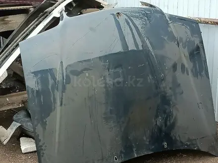 Капот за 120 000 тг. в Караганда
