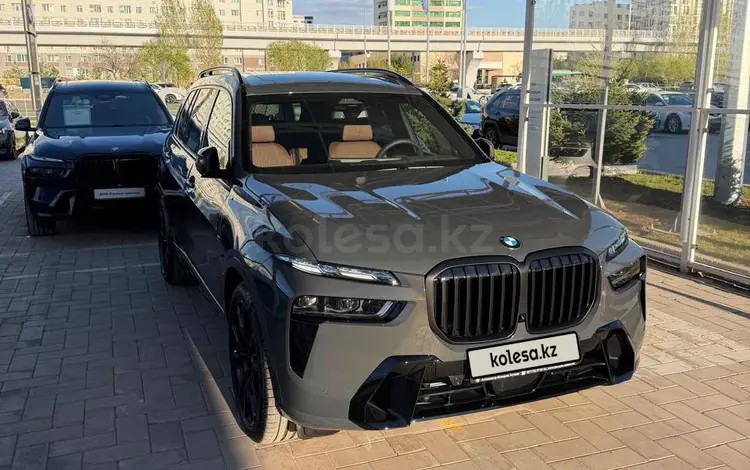 BMW X7 2025 года за 82 000 000 тг. в Астана