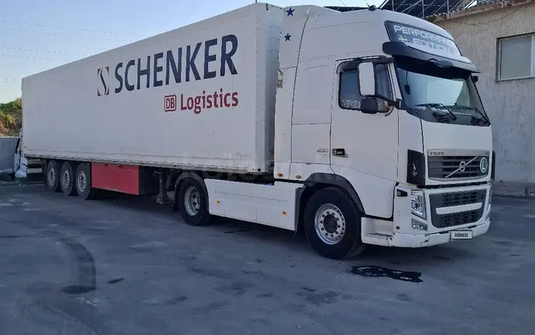 Volvo  FH 2010 года за 25 000 000 тг. в Астана
