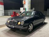 Mercedes-Benz E 280 1997 года за 4 500 000 тг. в Шымкент – фото 2