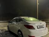 Hyundai Solaris 2014 годаүшін4 800 000 тг. в Семей – фото 5