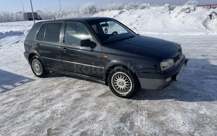 Volkswagen Golf 1993 годаүшін1 100 000 тг. в Астана