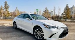 Lexus ES 250 2020 года за 21 500 000 тг. в Астана