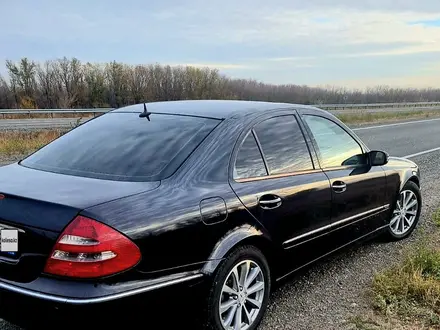 Mercedes-Benz E 320 2003 года за 7 350 000 тг. в Караганда – фото 2