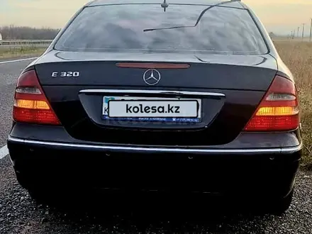 Mercedes-Benz E 320 2003 года за 7 350 000 тг. в Караганда – фото 4