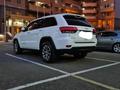 Jeep Grand Cherokee 2014 года за 15 000 000 тг. в Астана – фото 15