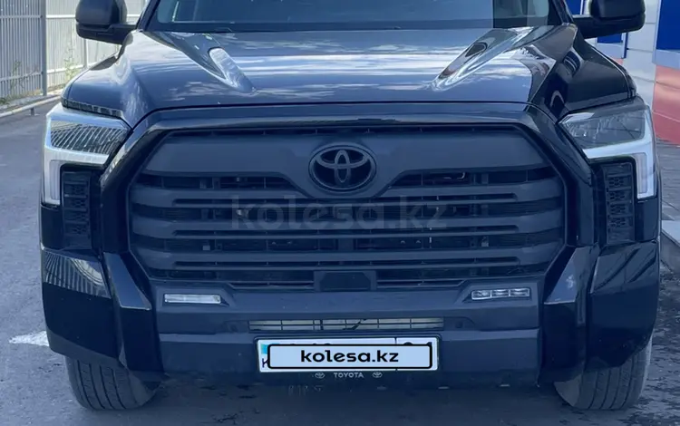 Toyota Tundra 2022 годаfor27 000 000 тг. в Астана