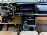 Kia Carnival 2021 года за 17 200 000 тг. в Алматы – фото 5