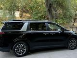 Kia Carnival 2021 года за 17 200 000 тг. в Алматы – фото 4