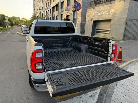 Toyota Hilux 2020 года за 21 800 000 тг. в Алматы – фото 23