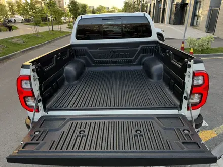 Toyota Hilux 2020 года за 21 800 000 тг. в Алматы – фото 25