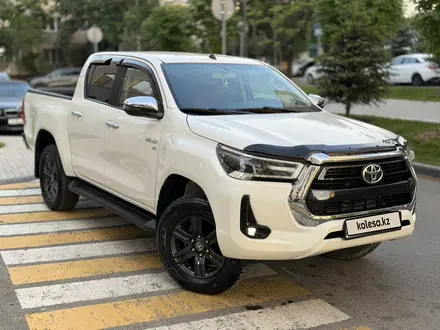Toyota Hilux 2020 года за 21 800 000 тг. в Алматы