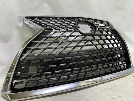 Решетка радиатора в бампер Lexus RX бу оригинал молдинг рестайлинг хромүшін260 000 тг. в Алматы – фото 2
