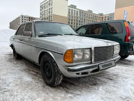 Mercedes-Benz E 230 1984 года за 1 990 000 тг. в Астана