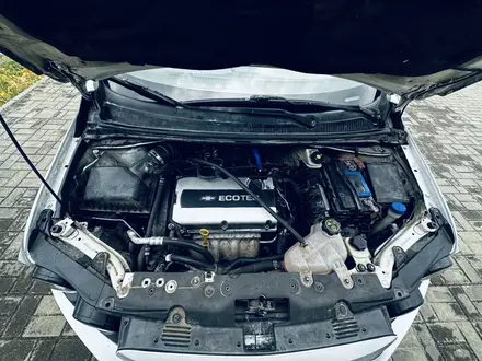 Chevrolet Aveo 2013 года за 2 350 000 тг. в Петропавловск – фото 19