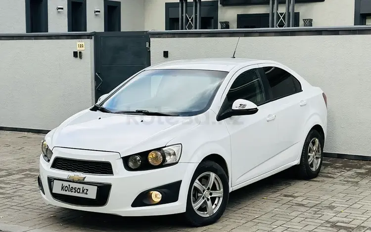 Chevrolet Aveo 2013 года за 2 350 000 тг. в Петропавловск