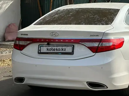 Hyundai Grandeur 2012 года за 7 000 000 тг. в Шымкент – фото 3