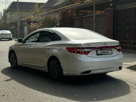 Hyundai Grandeur 2012 года за 7 000 000 тг. в Шымкент – фото 7