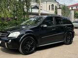 Mercedes-Benz ML 350 2007 годаүшін7 500 000 тг. в Атырау – фото 2