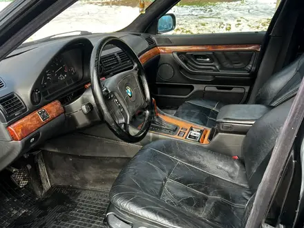 BMW 730 1995 года за 2 500 000 тг. в Алматы – фото 12
