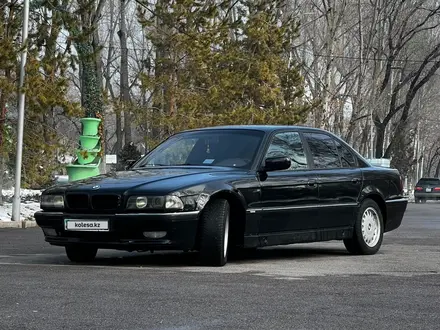 BMW 730 1995 года за 2 500 000 тг. в Алматы – фото 2