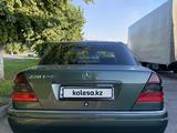 Mercedes-Benz C 220 1993 годаүшін2 150 000 тг. в Алматы – фото 5