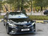Toyota Camry 2018 года за 11 000 000 тг. в Караганда – фото 3