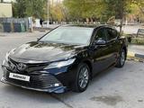 Toyota Camry 2018 года за 11 000 000 тг. в Караганда