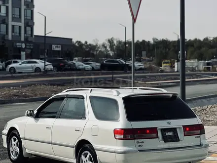 Toyota Mark II Qualis 1999 года за 3 000 000 тг. в Алматы – фото 6