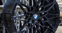 BMW G30 на 19 новые разноширокие диски в Астане за 350 000 тг. в Астана – фото 2