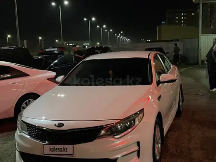 Kia Optima 2016 года за 6 000 000 тг. в Уральск – фото 4