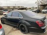 Mercedes-Benz S 63 AMG 2007 года за 8 000 000 тг. в Актау