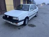 Volkswagen Vento 1993 года за 750 000 тг. в Шымкент