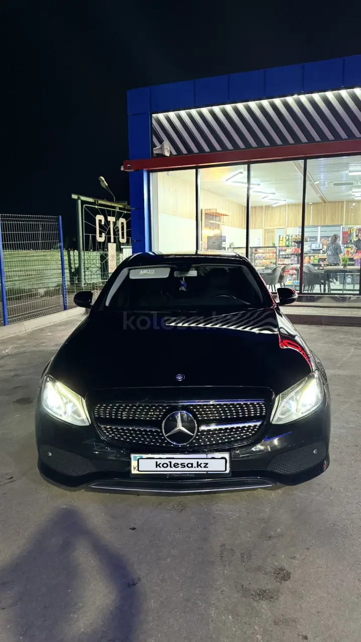 Mercedes-Benz E-Class, 2016