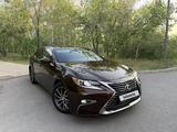 Lexus ES 200 2015 года за 14 500 000 тг. в Астана
