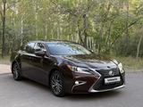 Lexus ES 200 2015 года за 14 500 000 тг. в Астана – фото 2