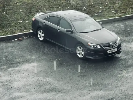 Toyota Camry 2010 года за 6 300 000 тг. в Зайсан – фото 2